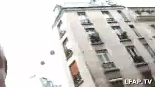 علاقة مكتبية مع جبهة خادمة فرنسية صغيرة