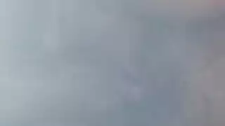 كاترين كبيرة الصدر تحصل على مهبلها الضيق مملوءًا بقضيب إكس إكس إكس صلب