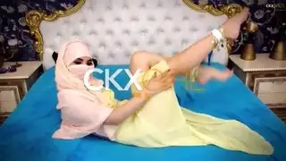 إباحية كاميرا خاصة: فتاة عربية تصل للنشوة بالاستمناء