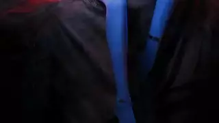 جنس صريح مع دمية جنسية متعرجة: أثداء مثالية، مؤخرة كبيرة، جاهزة لأكثر تخيلاتك الإباحية جنوناً