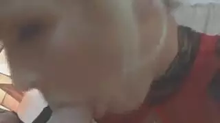 فرج لاتينية مراهقة يضرب بقضيب صلب شاحب