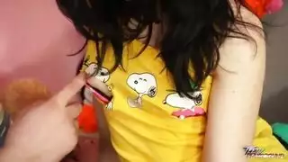 استاذ ينيك تلمذته عربي