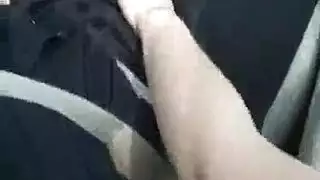 جنس في مكان العمل بكاميرا خفية: زوجان متزوجان يمارسان الجنس الصريح دون أن يلاحظهما أحد