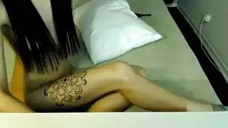 فرج skinny daizy west المشعر يظهر في فيديو إباحي متحول