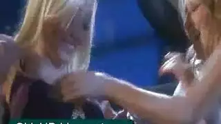 الأفرو من القرون الوسطى صب الفرنسي