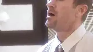 تلميذة وقحة تغوي الأستاذ في الفصل